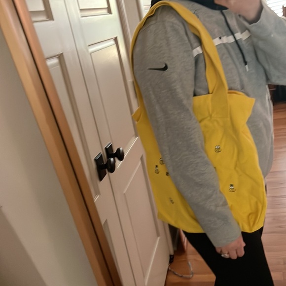 New York Times spelling bee tote 100% cotton RARE - Picture 2 of 15